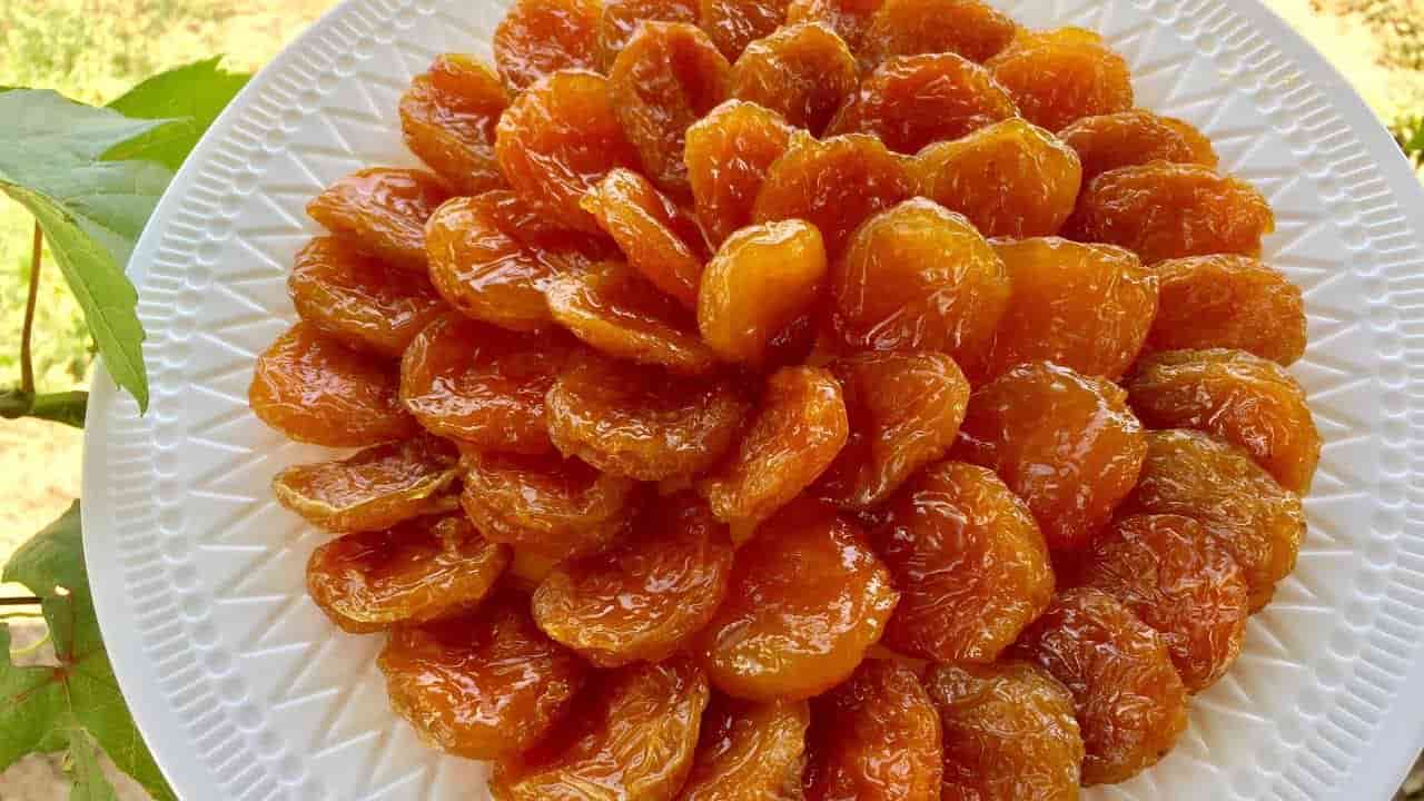 تصویر 2 از آلو بخارا اصل با بافت طبیعی و طعم ماندگار سنتی